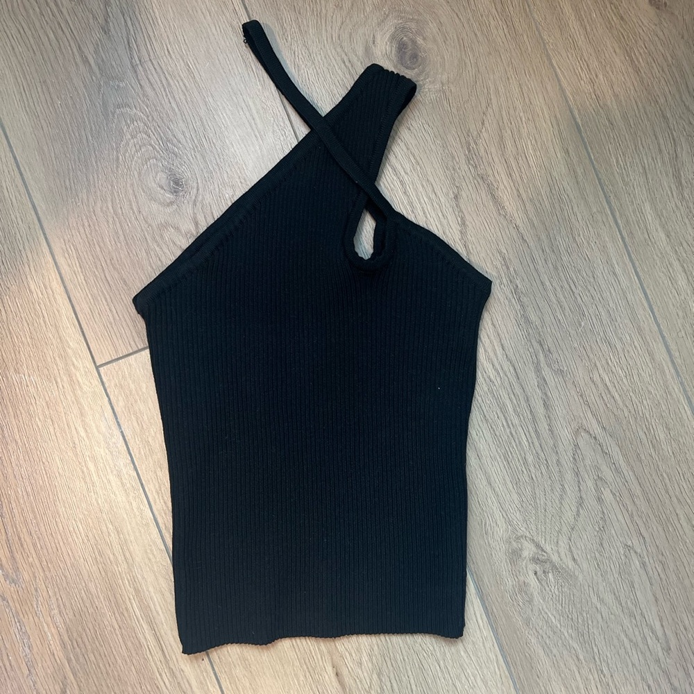 Scout, The Label. Knit criss-cross top
